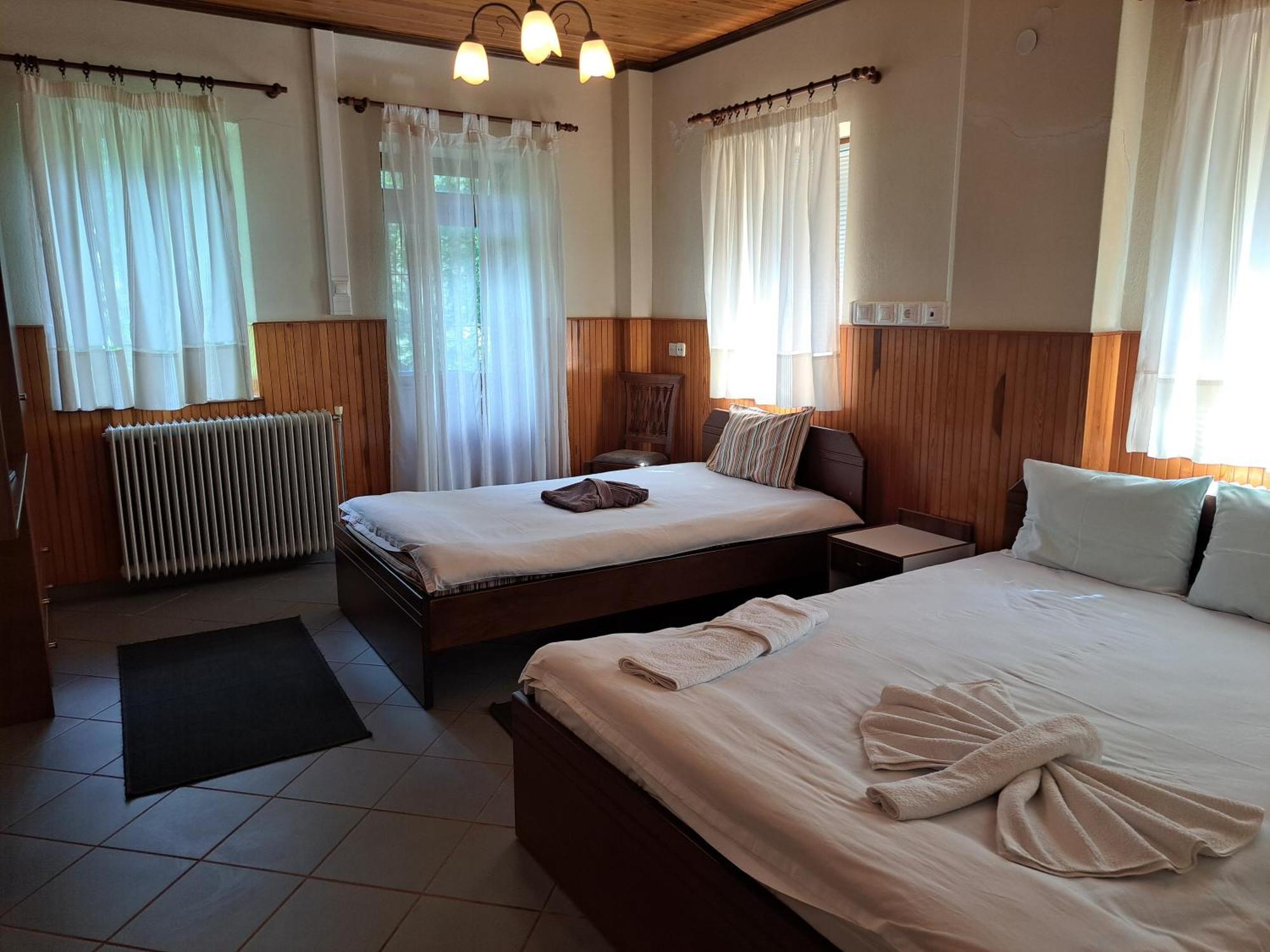 Anilio Rooms Exteriör bild